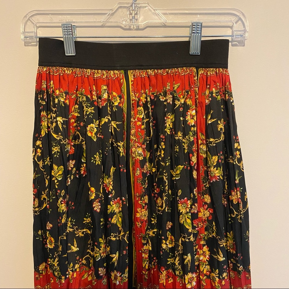 Zara Floral Pleated Asymmetrical Maxi Skirt - Picture 6 of 7